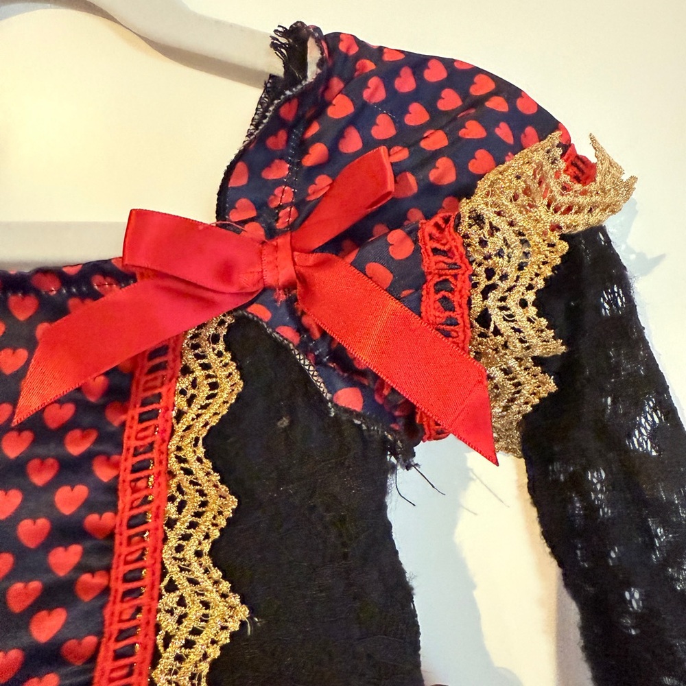 Queen of Hearts Kids Costume - Picture 4 of 6